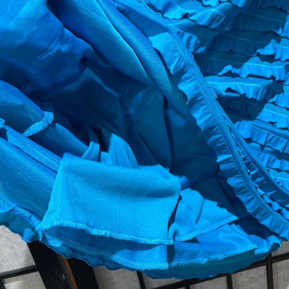 Tanjay Ruffle Top, Blue Size XL - Picture 4 of 8